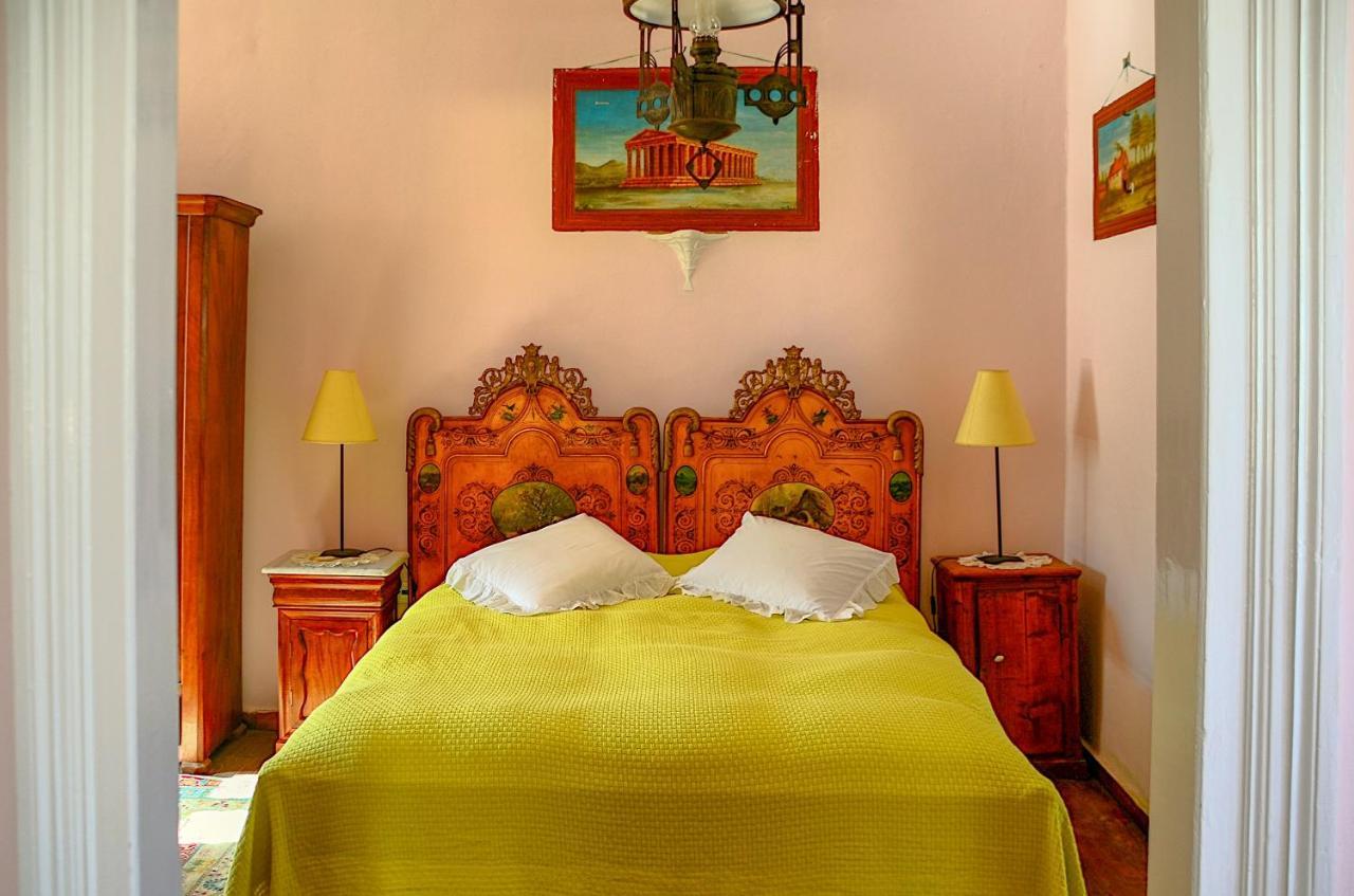 Villa Spetses ภายนอก รูปภาพ